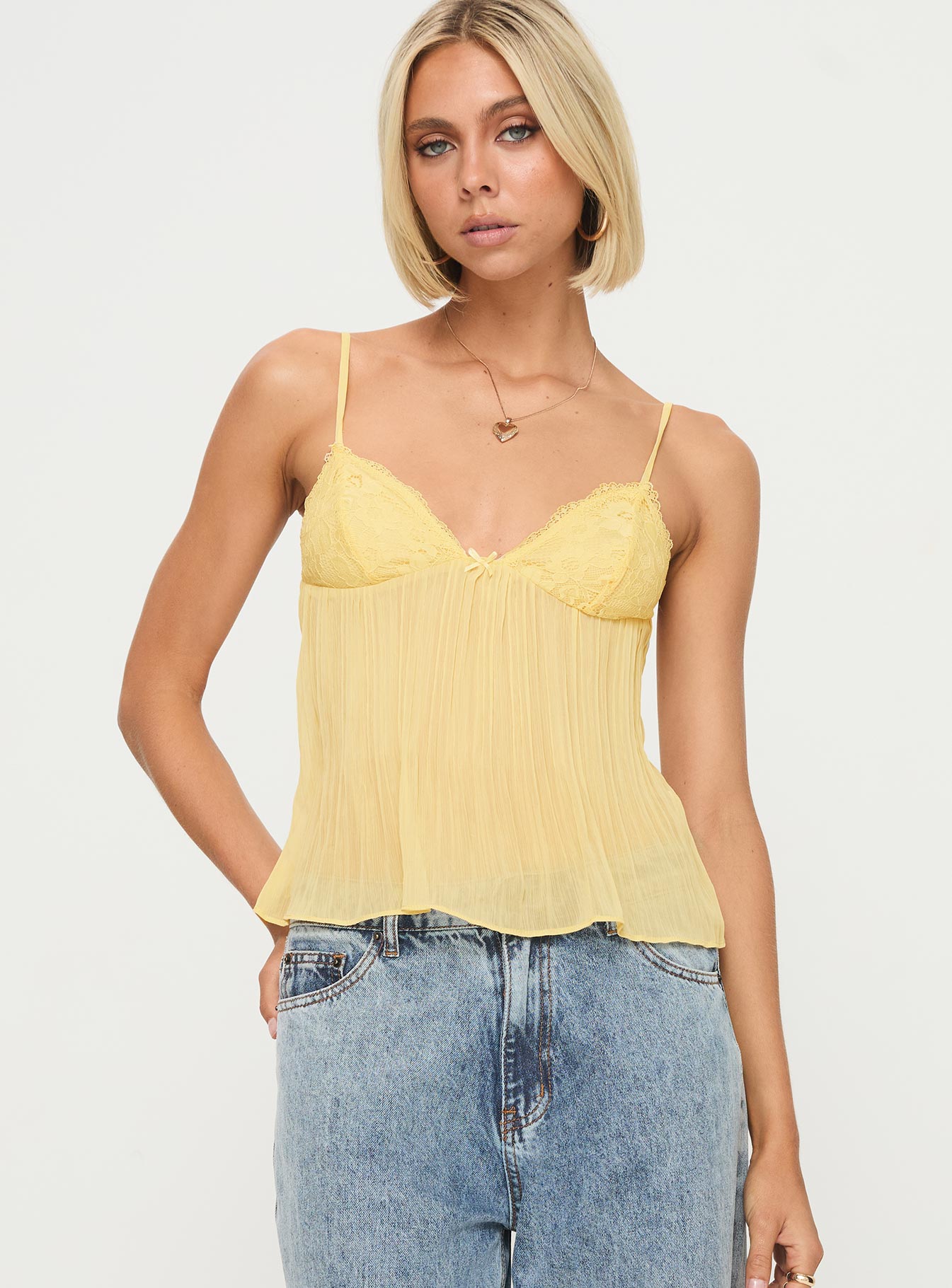 The Trendy Lemon Top